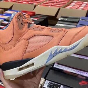 Authentic Pallet of sneakers - Bulk Liquidation Sales