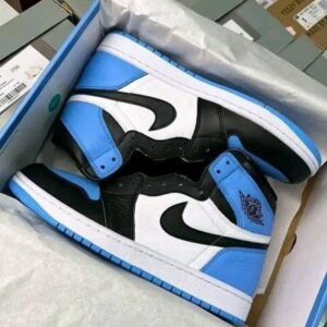 Authentic Pallet of sneakers - Bulk Liquidation Sales