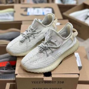 Best Yeezy Boost 350 v2 Pallets