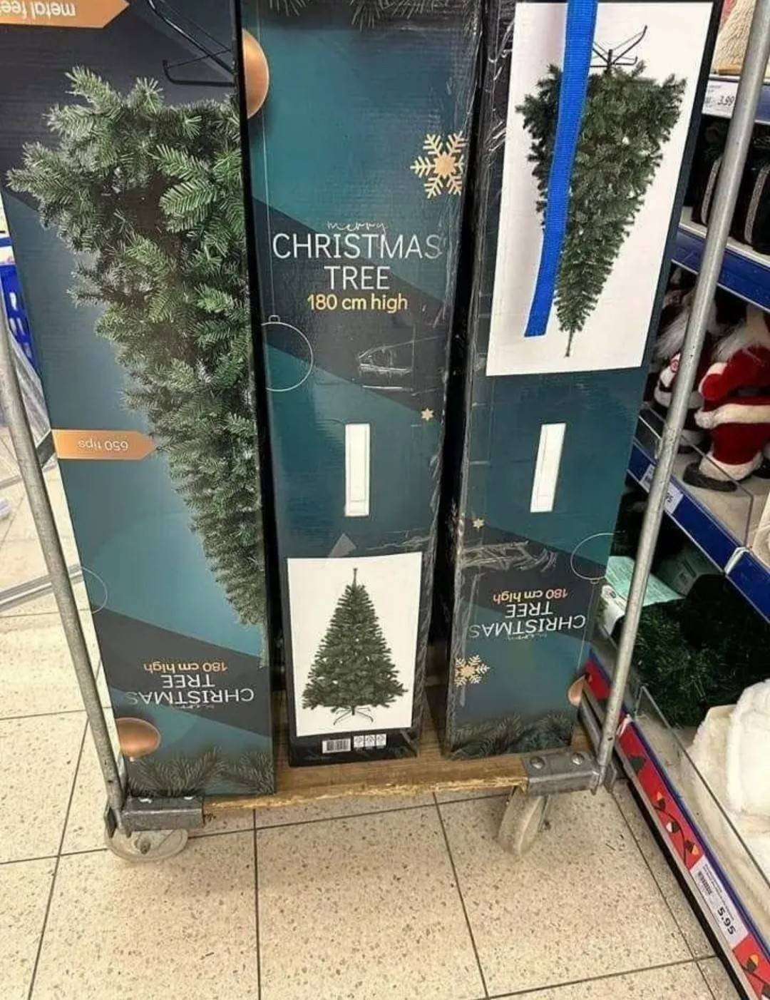 Pallet Christmas Tree - Bulk Liquidation Sales